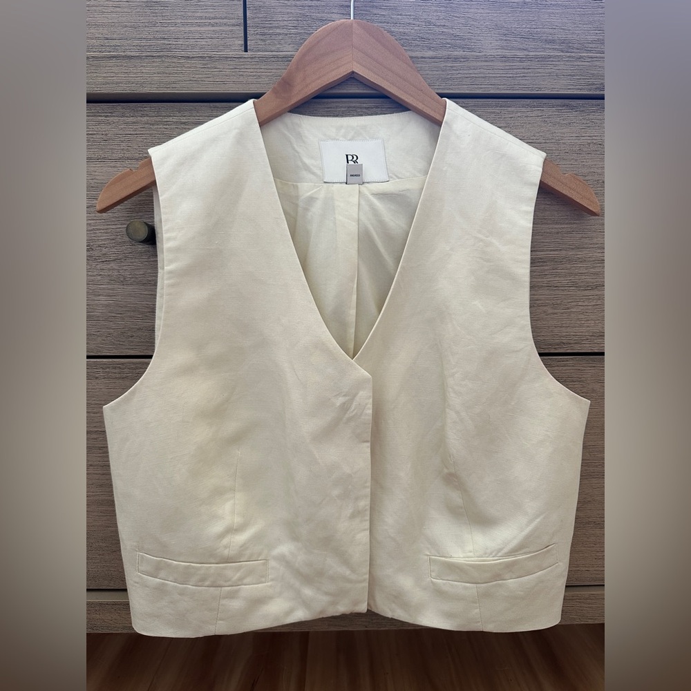 Banana Republic Ivory Linen Vest 10 - Picture 2 of 5